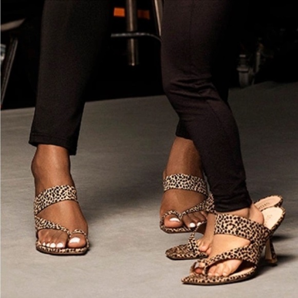 Stuart Weitzman Lyla 75 cheetah suede sandal mules - Picture 4 of 10